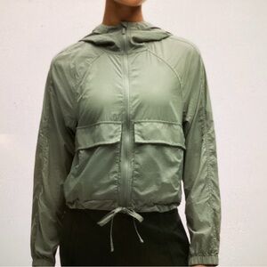 Lululemon Women's Hood- Lite Relaxed fit Jacket